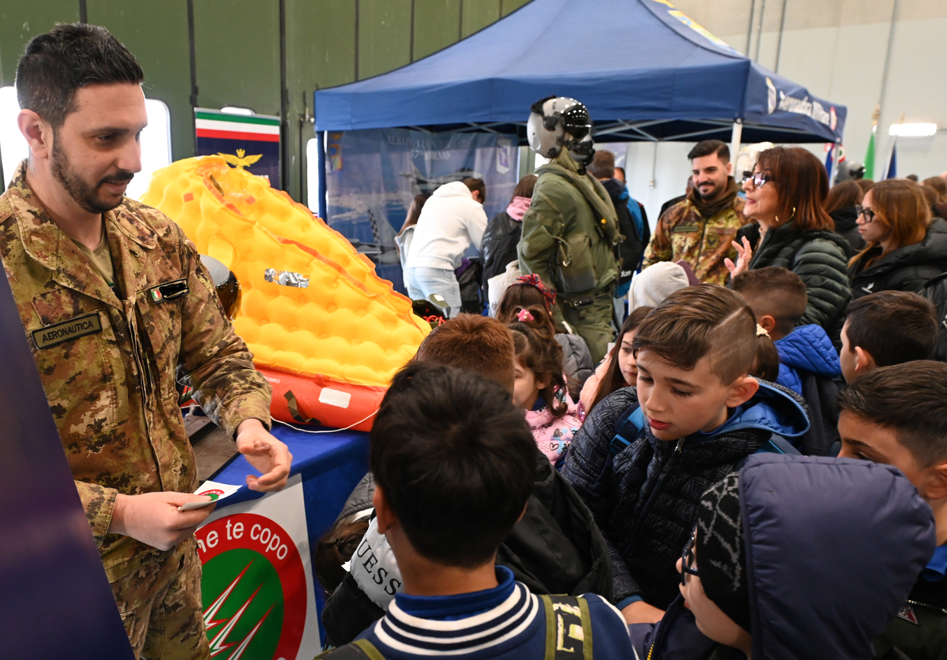 37 Stormo concluso l open day dedicato agli istituti scolastici