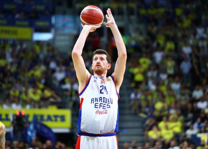 Tibor Pleiss, Efes. Photo by Aykut AKICI/TURKPIX